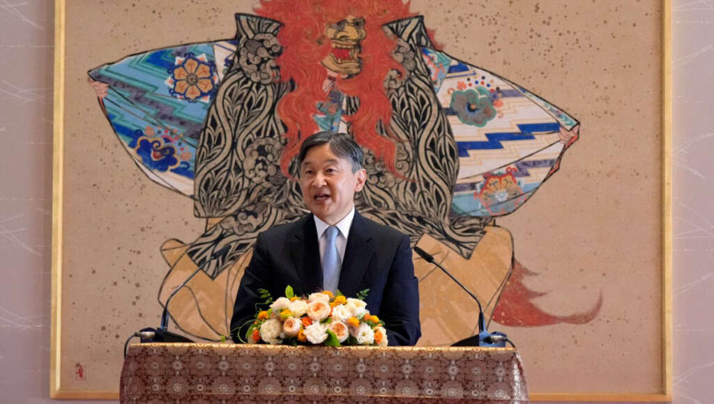 Japan-News: Kaiser Naruhito bei einer Pressekonferenz